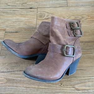 🍀LUCKY BRAND BOOTS🍀